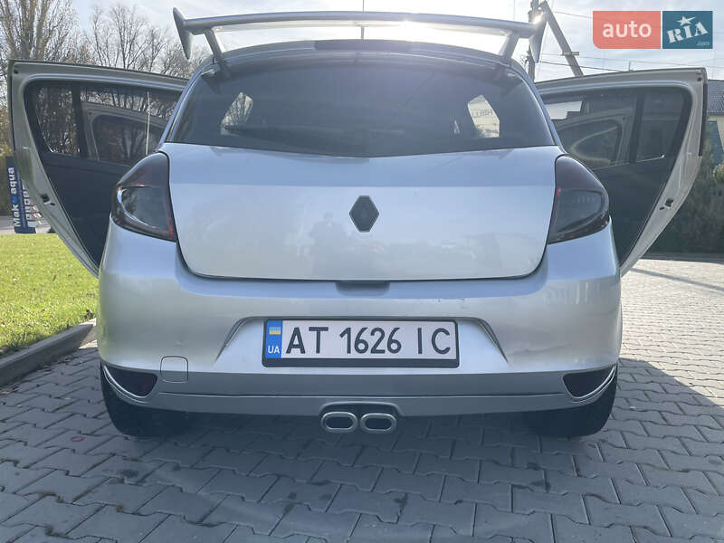 Хетчбек Renault Clio 2011 в Кіцмані