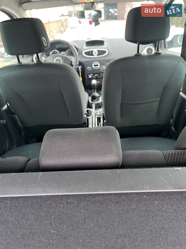 Хэтчбек Renault Clio 2008 в Богородчанах