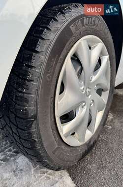 Хетчбек Renault Clio 2011 в Борисполі фото 11 Хетчбек Renault Clio 2011 в Борисполі