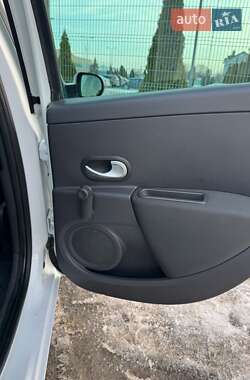 Хетчбек Renault Clio 2011 в Борисполі фото 21 Хетчбек Renault Clio 2011 в Борисполі