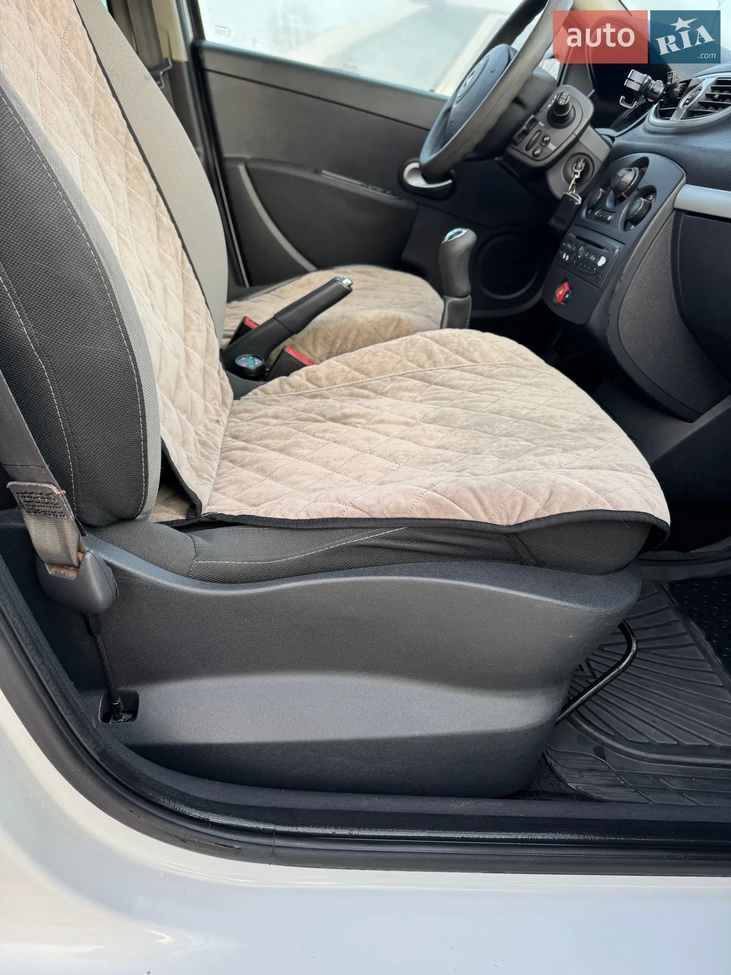 2011 Renault Clio - мініатюра 48