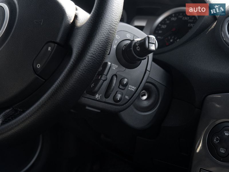Универсал Renault Clio 2010 в Львове