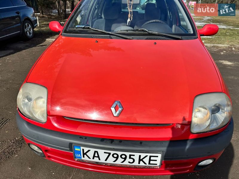 Renault Clio 2000