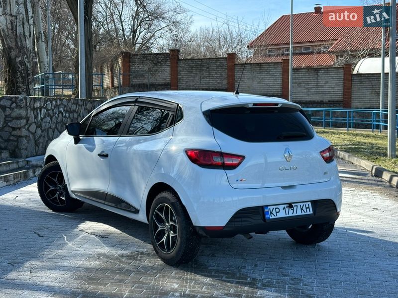 Хэтчбек Renault Clio 2014 в Запорожье