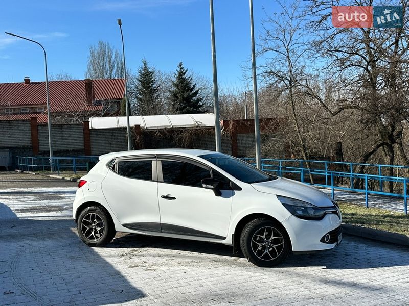 Хэтчбек Renault Clio 2014 в Запорожье