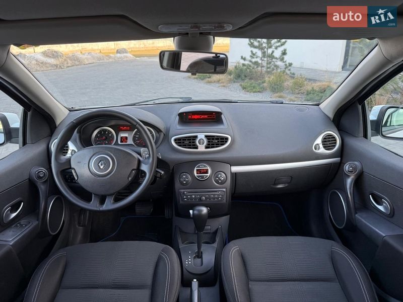 Універсал Renault Clio 2010 в Луцьку