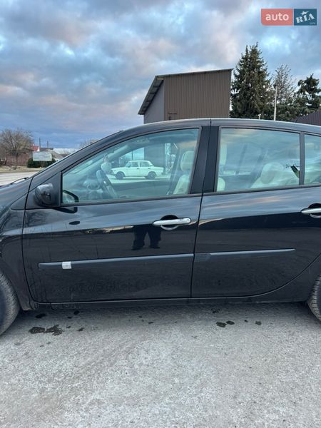 Хетчбек Renault Clio 2007 в Помічній фото 20 Хетчбек Renault Clio 2007 в Помічній