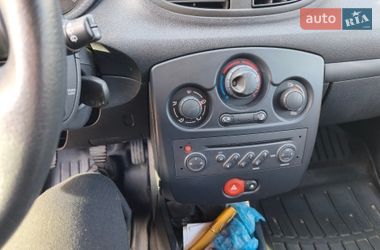 Хэтчбек Renault Clio 2007 в Виннице