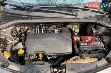 Хэтчбек Renault Clio 2010 в Ивано-Франковске