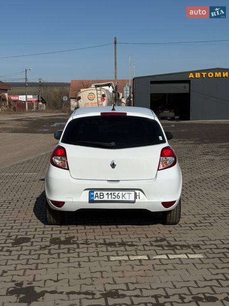 Хэтчбек Renault Clio 2012 в Ладыжине