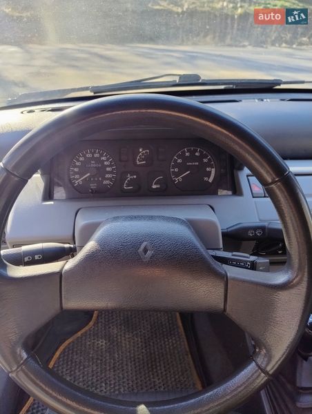 Хэтчбек Renault Clio 1991 в Кременце