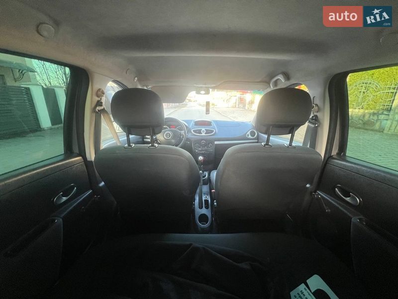 Хэтчбек Renault Clio 2011 в Ивано-Франковске