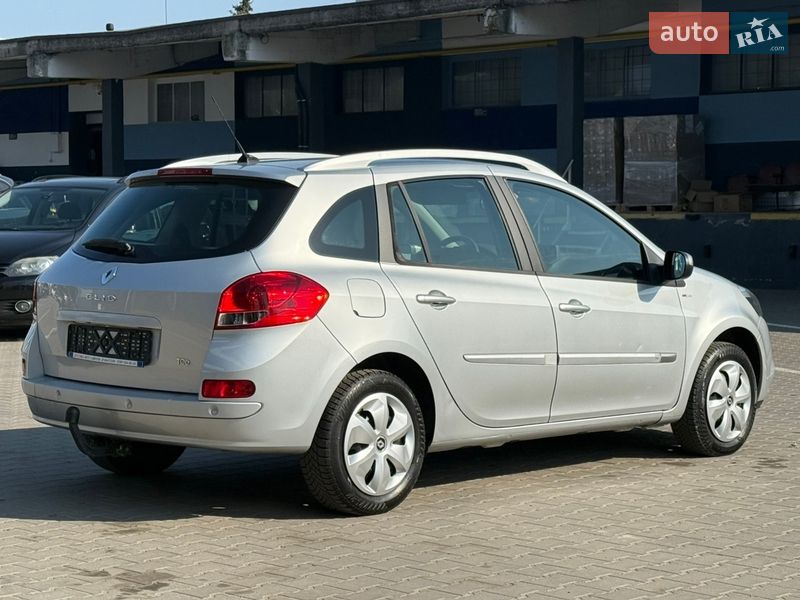 Универсал Renault Clio 2012 в Ровно