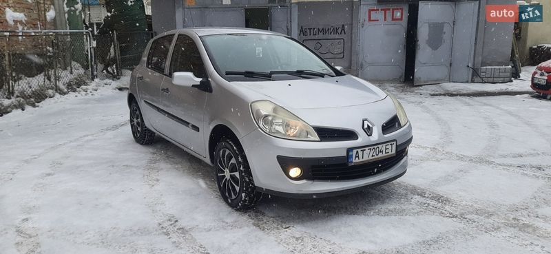Хетчбек Renault Clio 2008 в Івано-Франківську