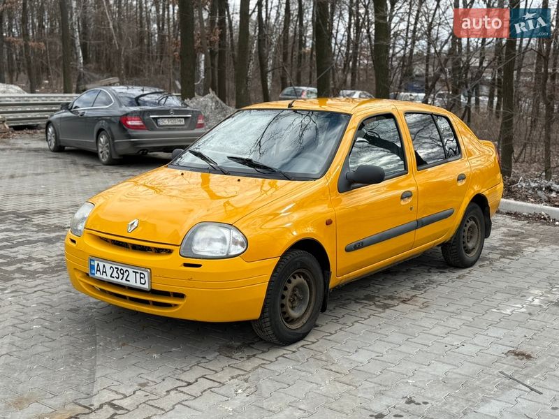 Renault Clio 2001