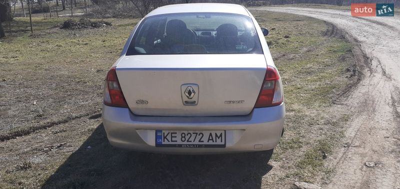 Седан Renault Clio 2006 в Кривому Розі
