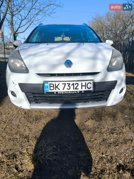 Універсал Renault Clio 2012 в Сарнах