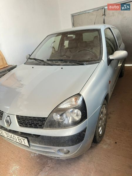 Хэтчбек Renault Clio 2001 в Черновцах