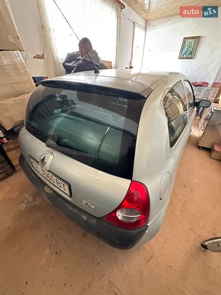 Хэтчбек Renault Clio 2001 в Черновцах