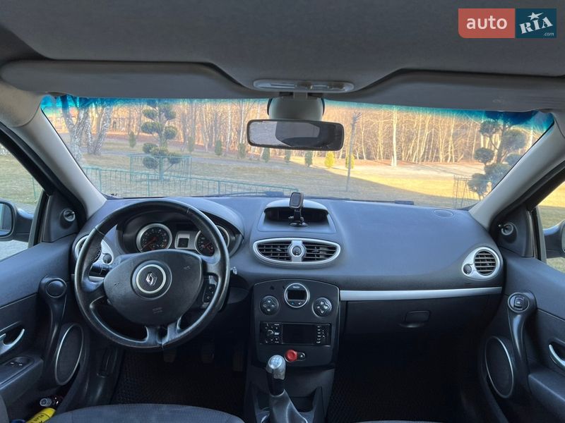 Хэтчбек Renault Clio 2007 в Хмельницком