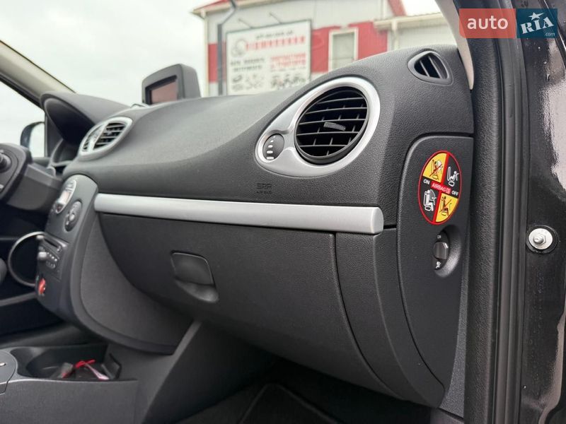 Хетчбек Renault Clio 2009 в Броварах