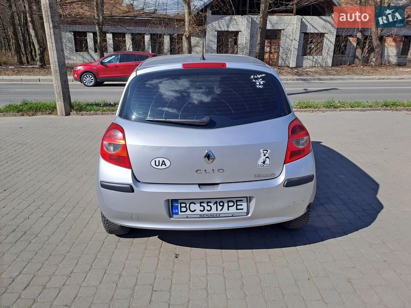Хетчбек Renault Clio 2006 в Львові