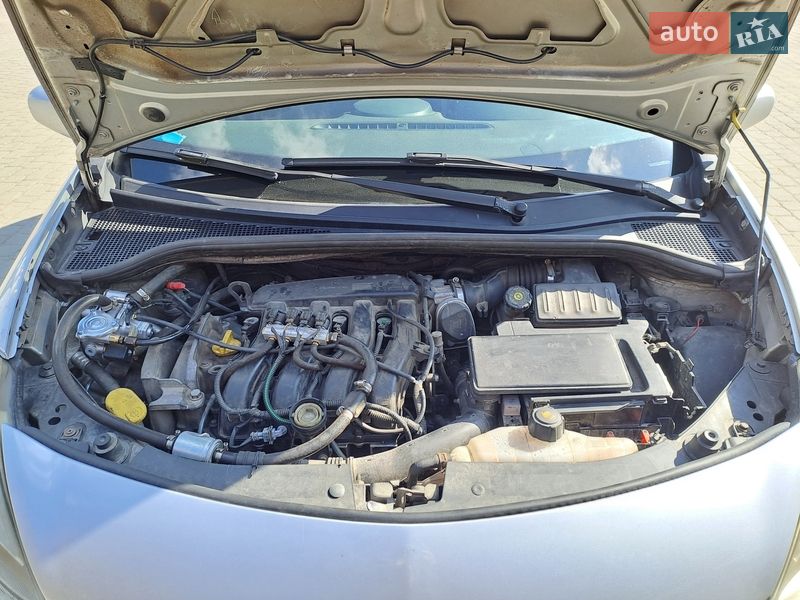 Хетчбек Renault Clio 2006 в Львові
