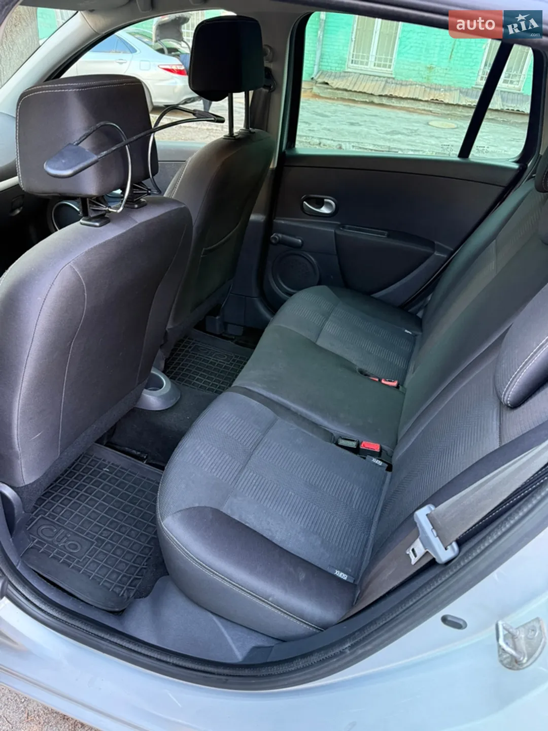 2010 Renault Clio - мініатюра 10