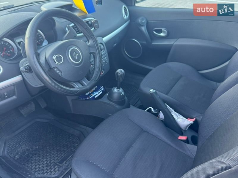 Хетчбек Renault Clio 2007 в Києві