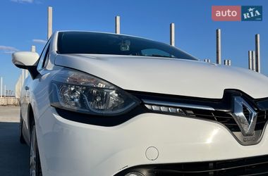 Хэтчбек Renault Clio 2016 в Коростене