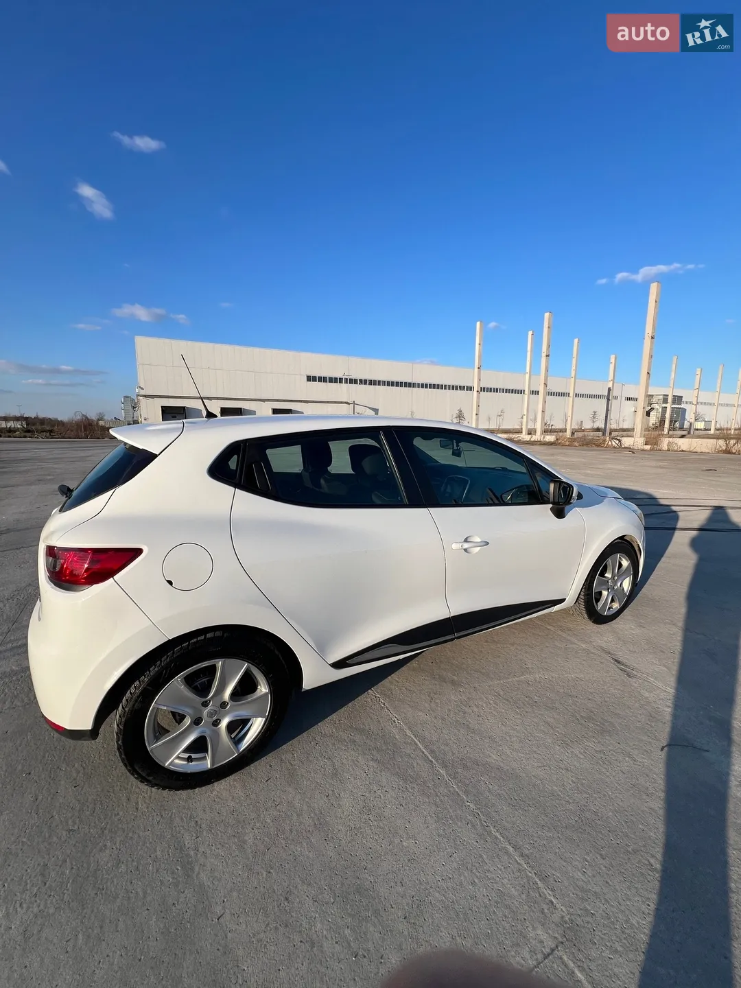 2016 Renault Clio - мініатюра 8