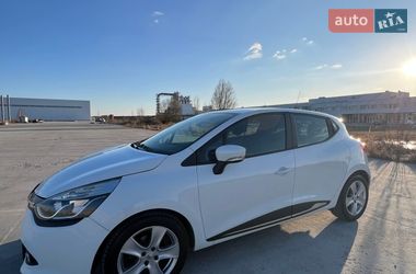 Хэтчбек Renault Clio 2016 в Коростене