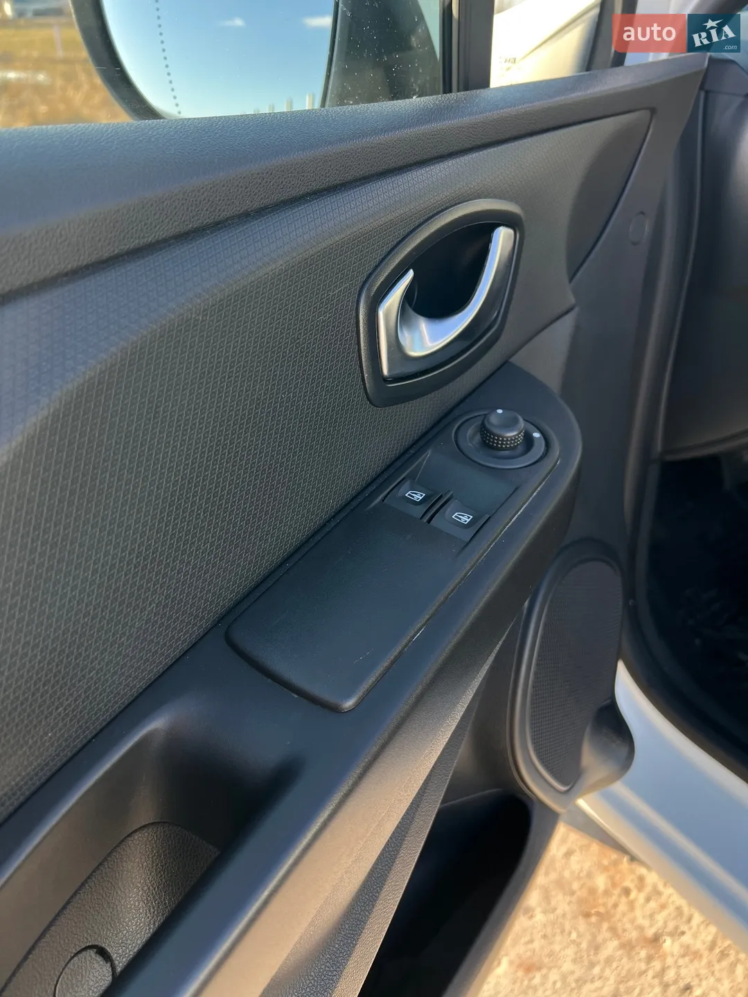 2016 Renault Clio - мініатюра 56
