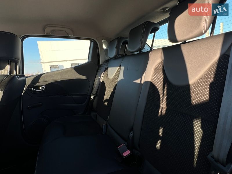 Хэтчбек Renault Clio 2016 в Коростене