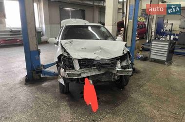 Седан Renault Clio 2012 в Киеве