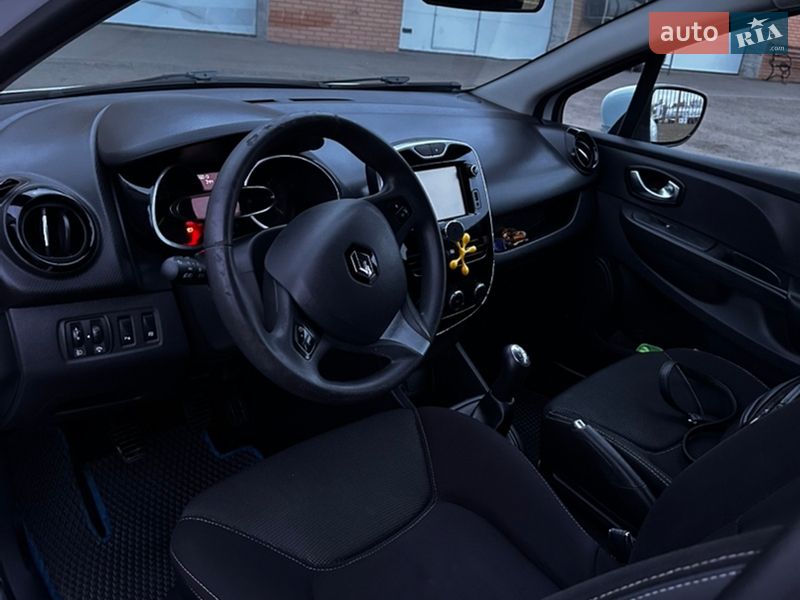 Универсал Renault Clio 2016 в Белой Церкви фото 6 Универсал Renault Clio 2016 в Белой Церкви