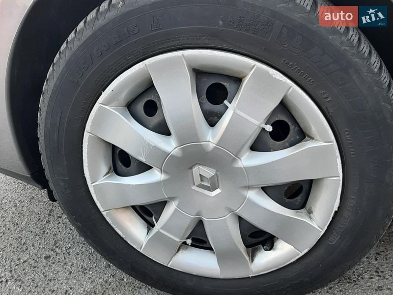 Хэтчбек Renault Clio 2011 в Берегово фото 8 Хэтчбек Renault Clio 2011 в Берегово