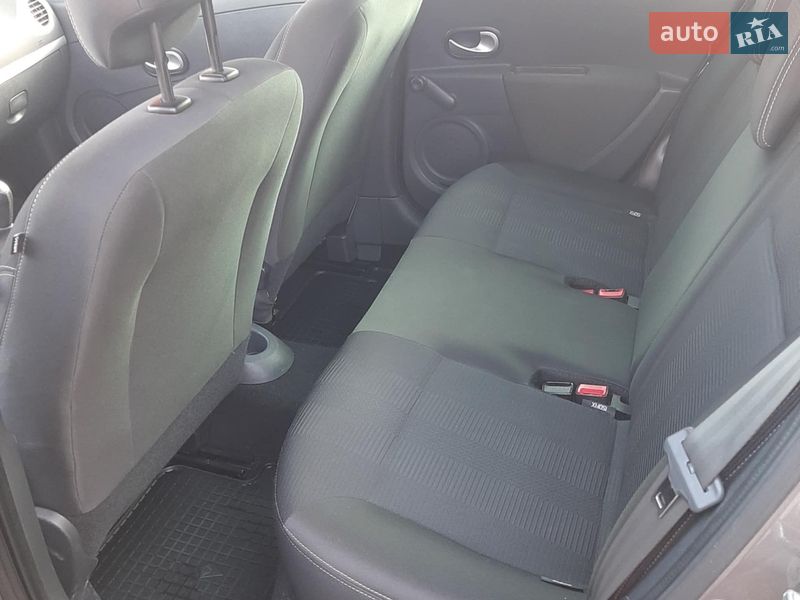 Хэтчбек Renault Clio 2011 в Берегово фото 9 Хэтчбек Renault Clio 2011 в Берегово