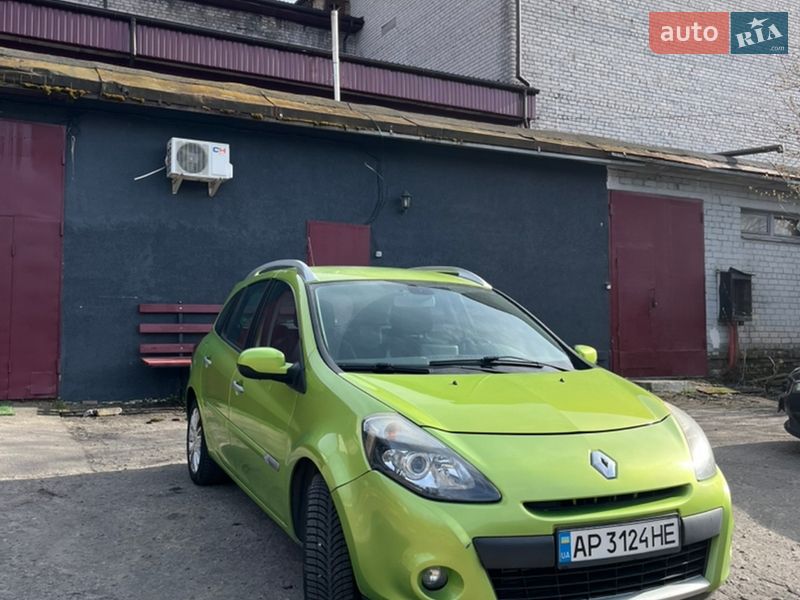 Renault Clio 2011 Renault Clio 2011