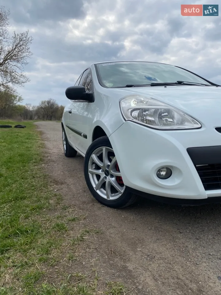 2011 Renault Clio - мініатюра 17