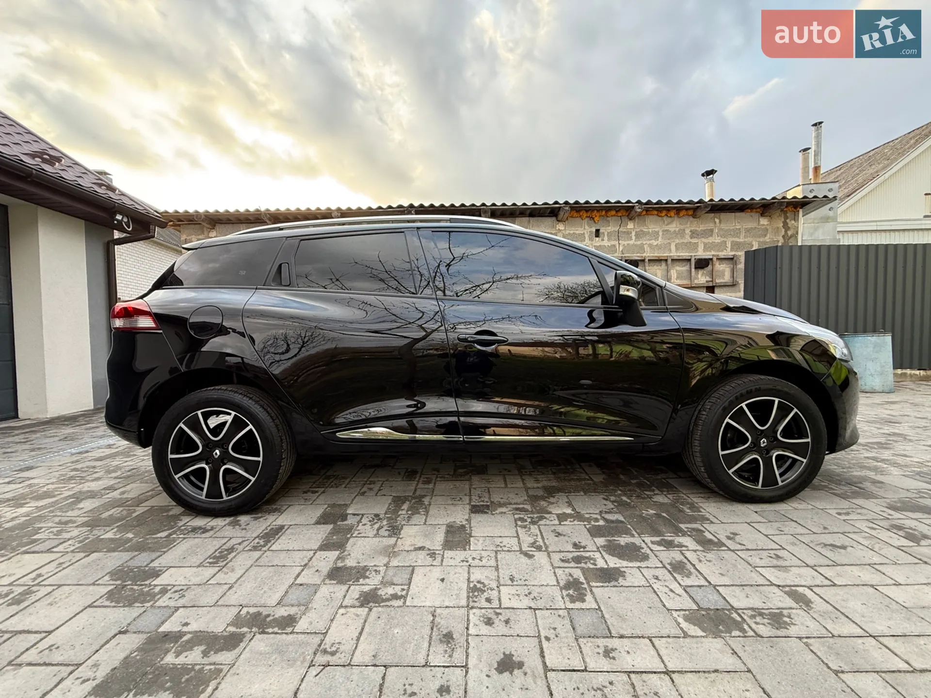 2014 Renault Clio - мініатюра 21