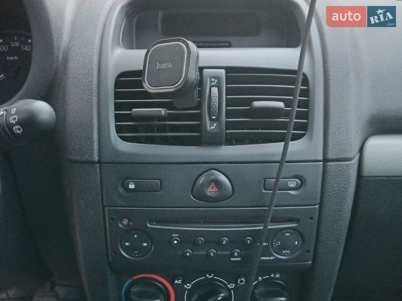 Хетчбек Renault Clio 2008 в Хмельницькому фото 25 Хетчбек Renault Clio 2008 в Хмельницькому