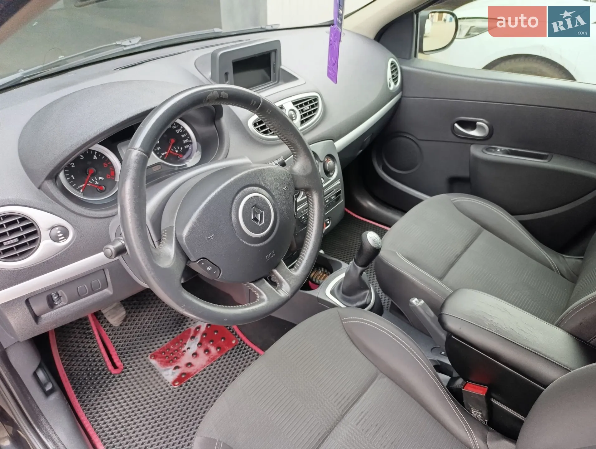 2011 Renault Clio - мініатюра 19
