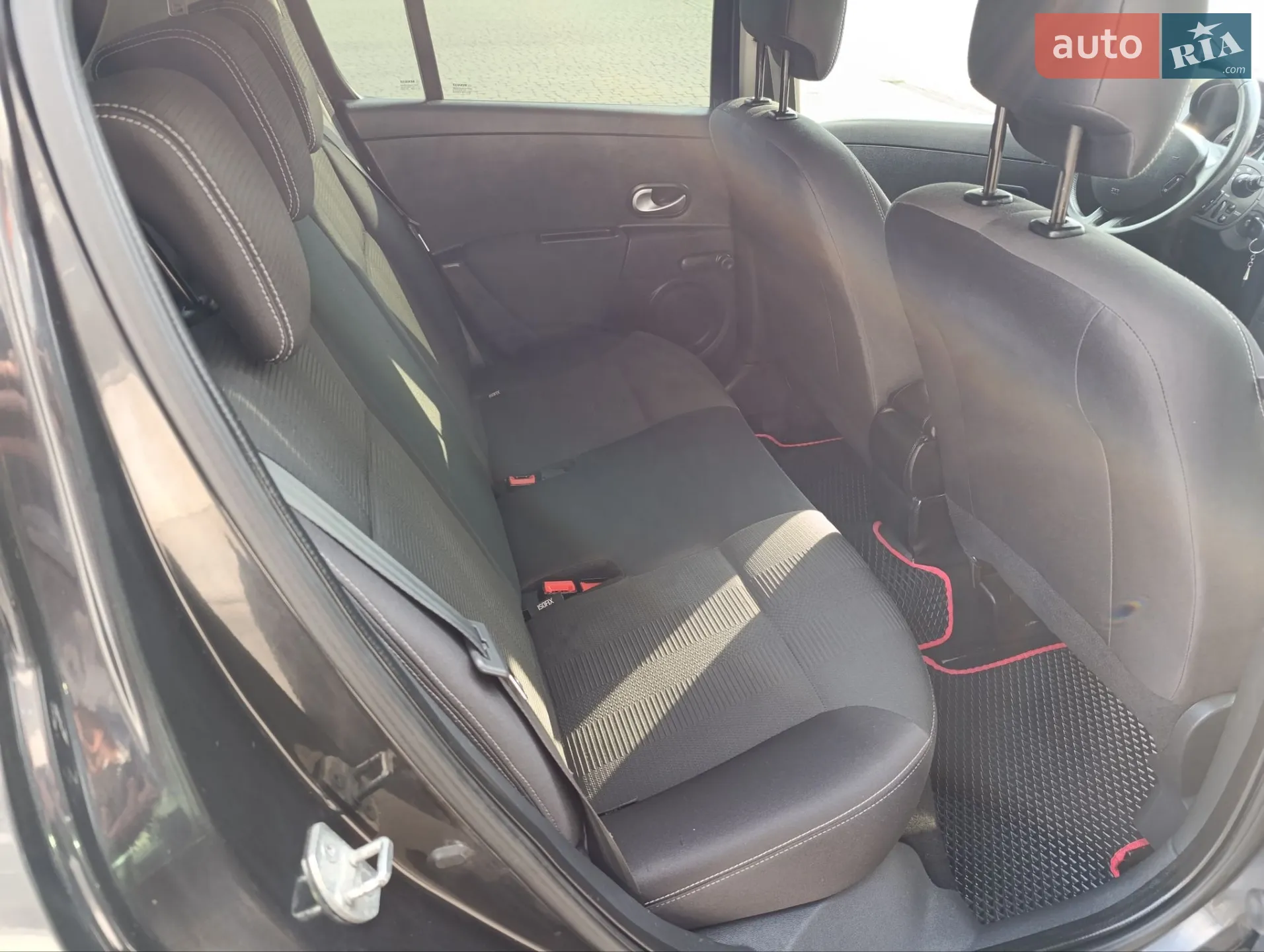 2011 Renault Clio - мініатюра 34