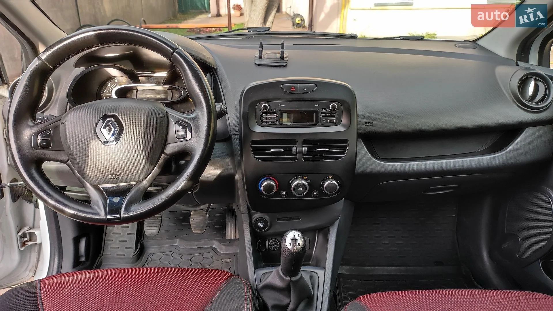 2015 Renault Clio - мініатюра 46