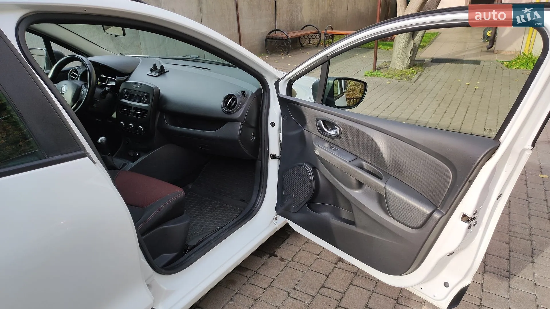 2015 Renault Clio - мініатюра 56