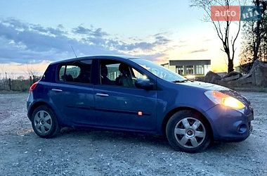 Хэтчбек Renault Clio 2010 в Самборе