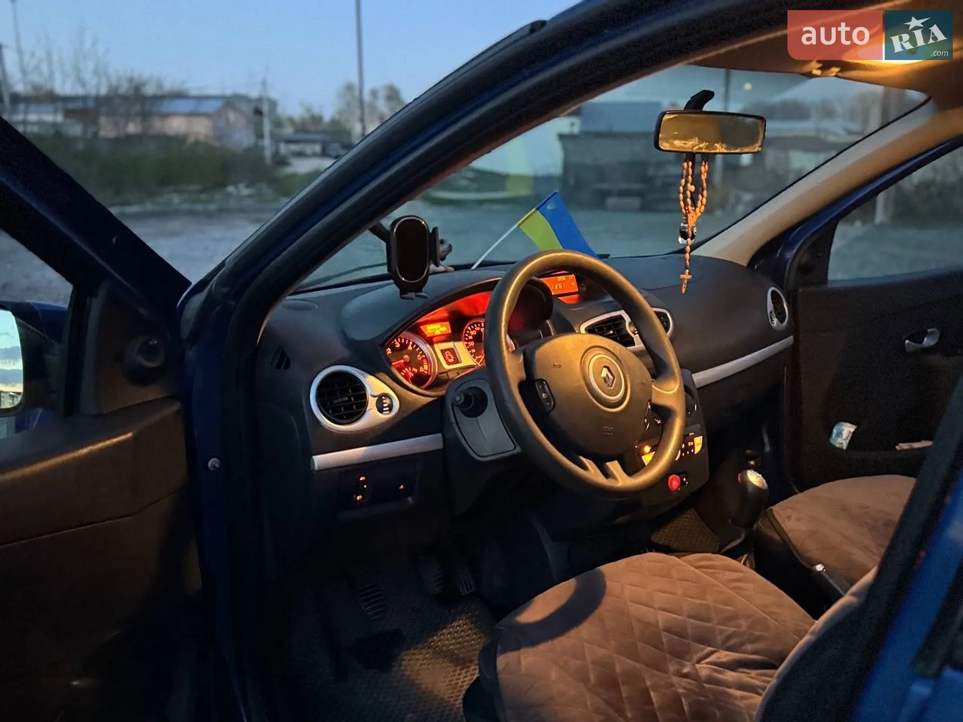 2010 Renault Clio - мініатюра 12