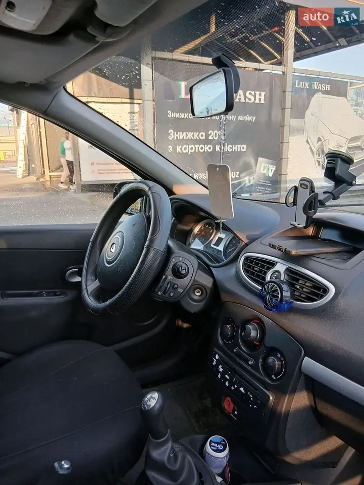 2011 Renault Clio - мініатюра 16