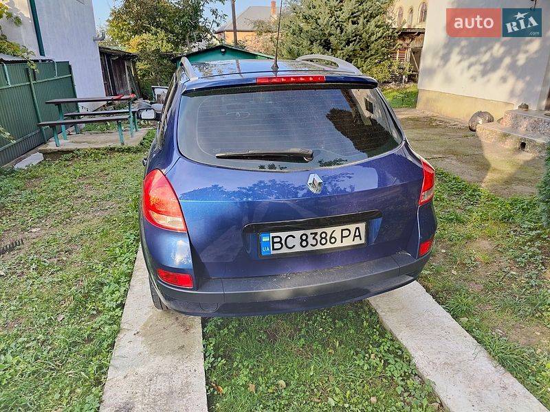 Универсал Renault Clio 2008 в Бориславе
